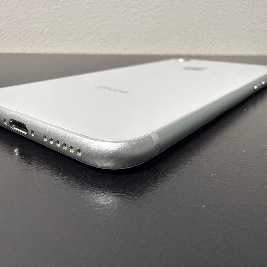 iPhone8 シルバー 256GB バッテリー83% SIMロックなし