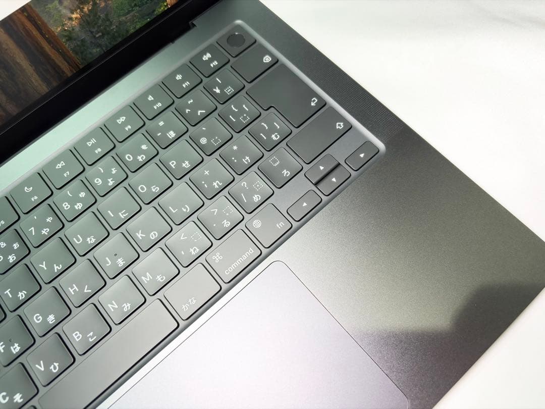 新品並 M4 MacBook Pro Nano-texture 16GB 1TB