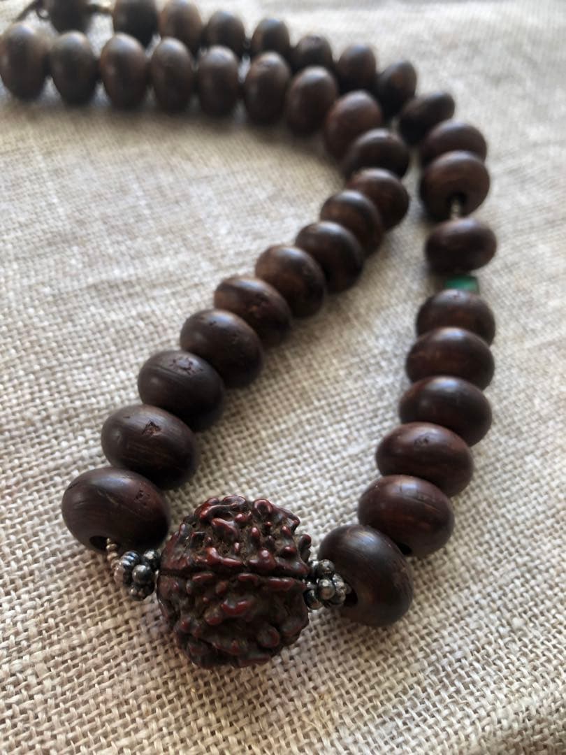 アンティークのネックレス