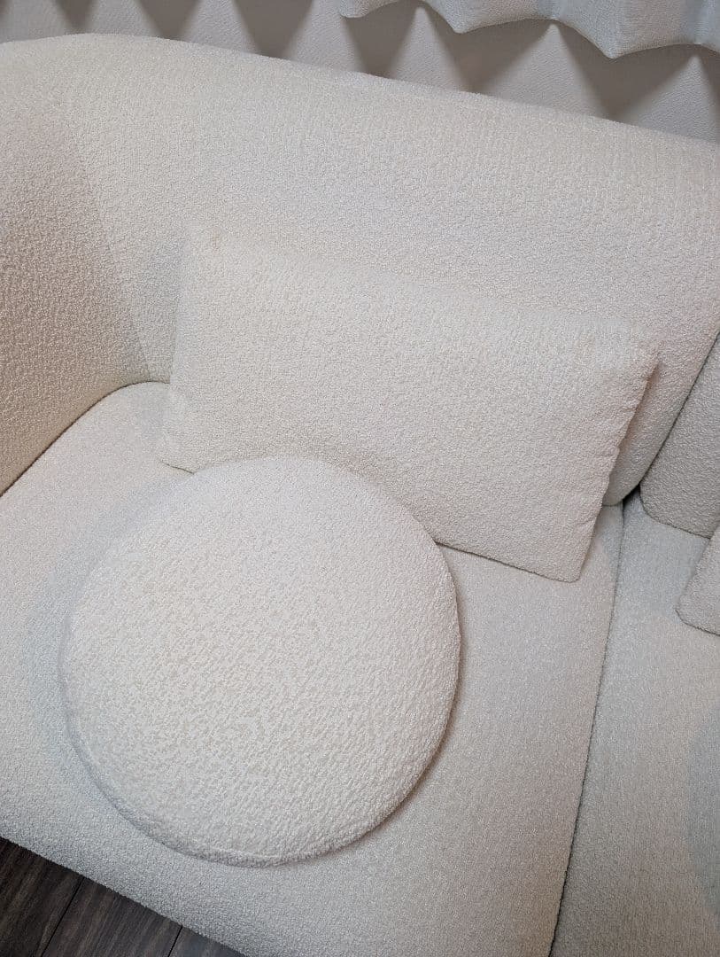 韓国インテリア風✨ ブークレ ローソファー 2人掛け ホワイト クッション付き