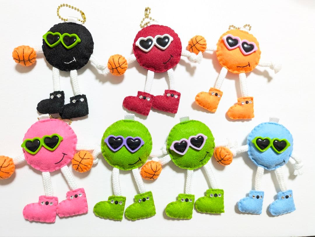 ハンドメイド バスケットボール フェルトお守り 部活お守り16個