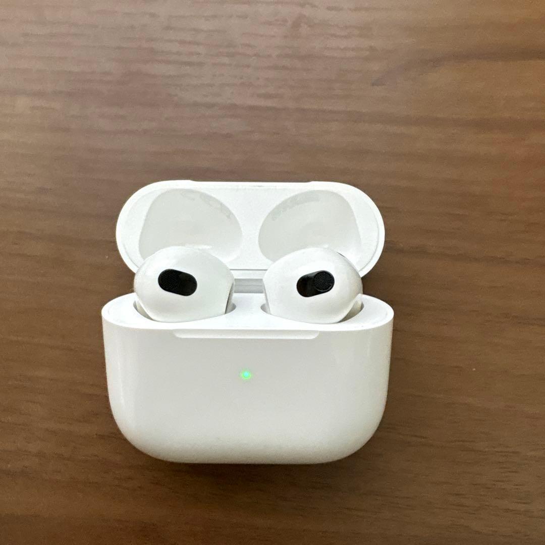 AirPods第3世代　本体