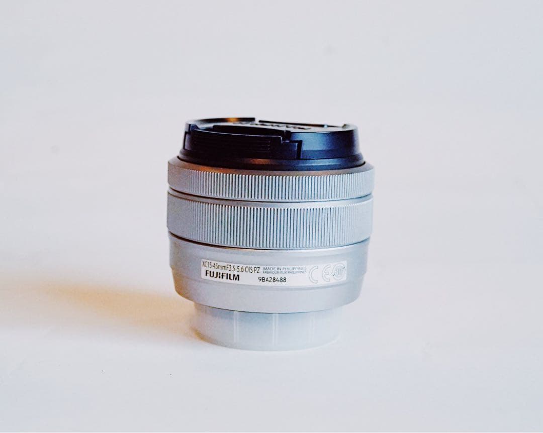 Fujifilm X-A7 ミラーレス一眼 15-45mmレンズ付き