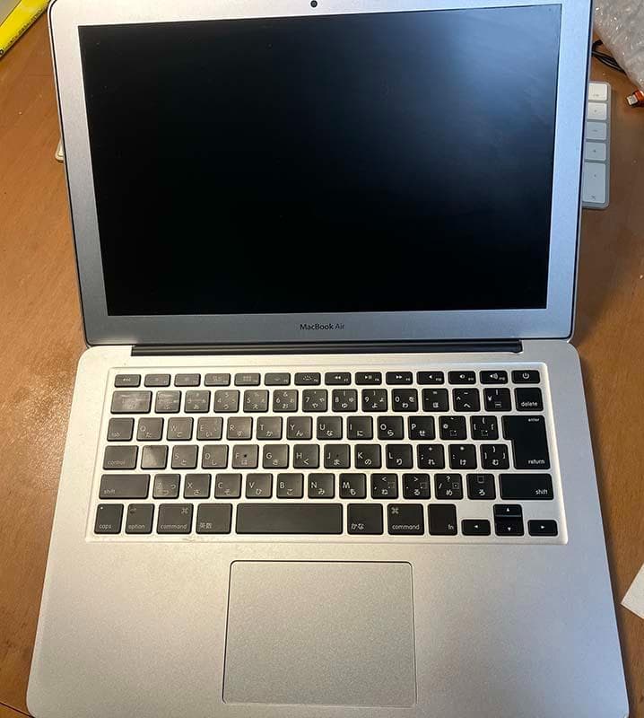 MacBook Air 8GB/256G i7 13インチ Early2015