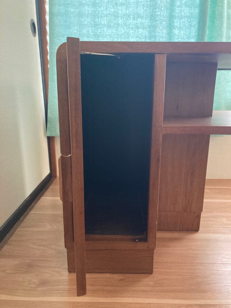ぽんちさま専用　木製サイドテーブル 棚、扉付き ブラウン