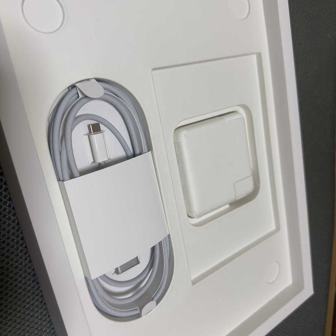 MacBook Pro 2021 M1 Pro 16GB/1TB 14インチ