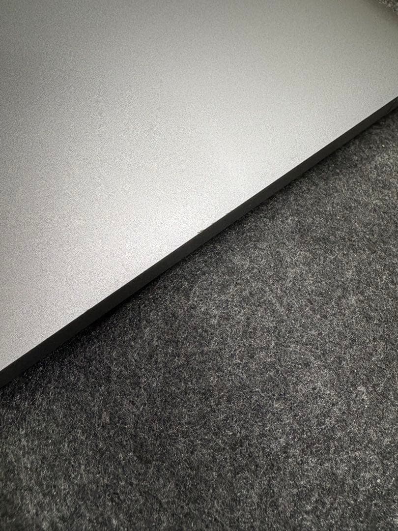 Apple MacBook Air M1 (2020) スペースグレイ