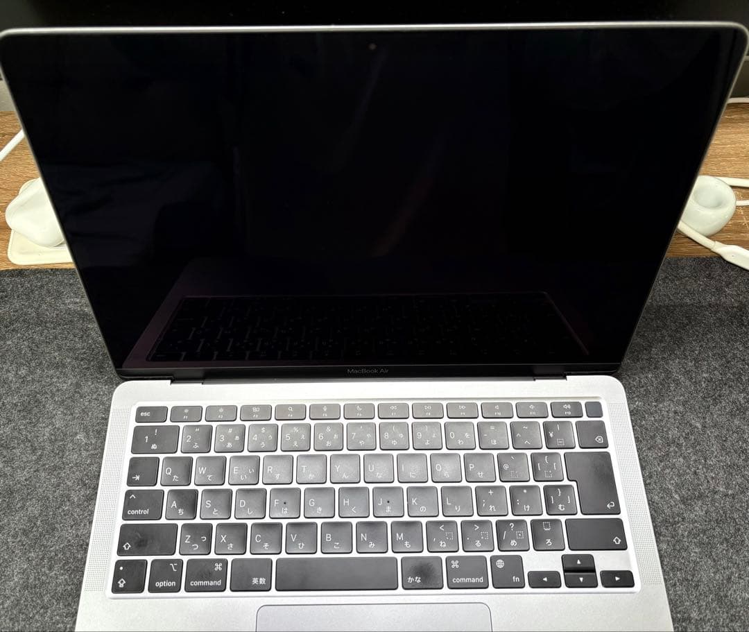 Apple MacBook Air M1 (2020) スペースグレイ
