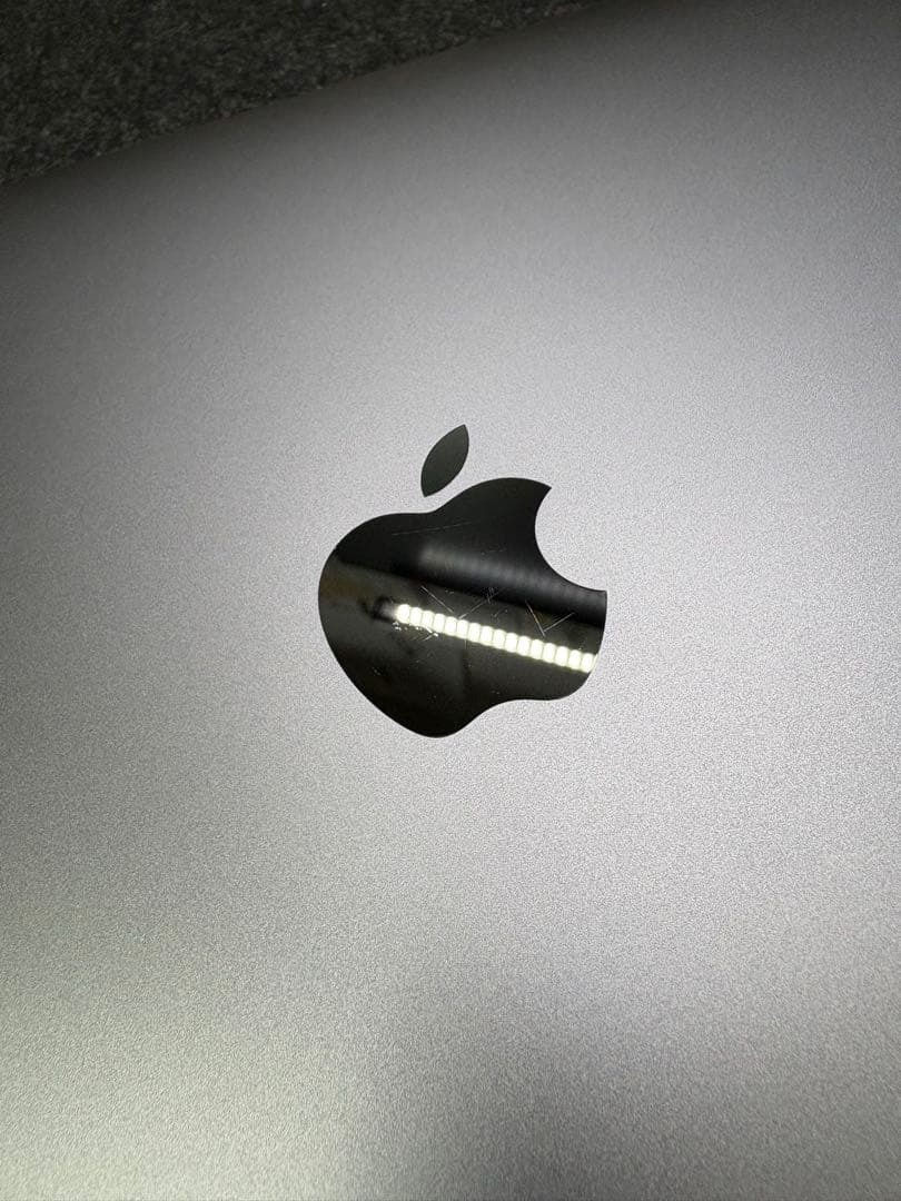 Apple MacBook Air M1 (2020) スペースグレイ