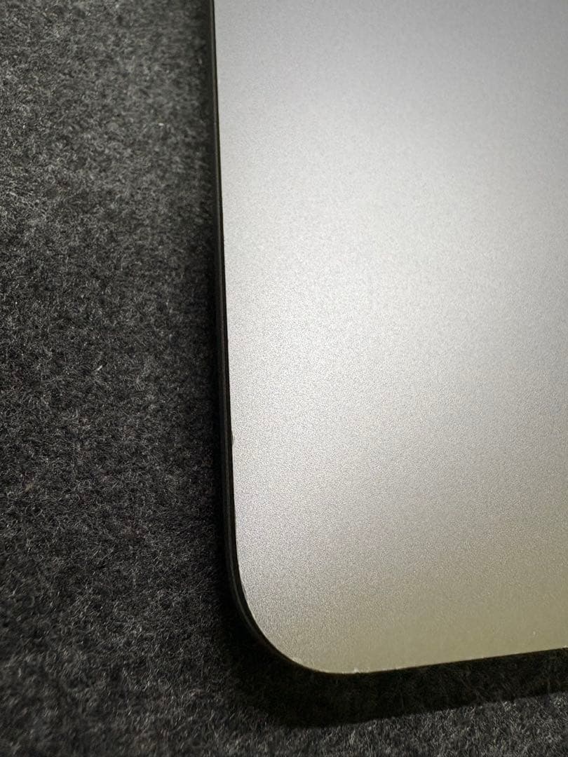 Apple MacBook Air M1 (2020) スペースグレイ