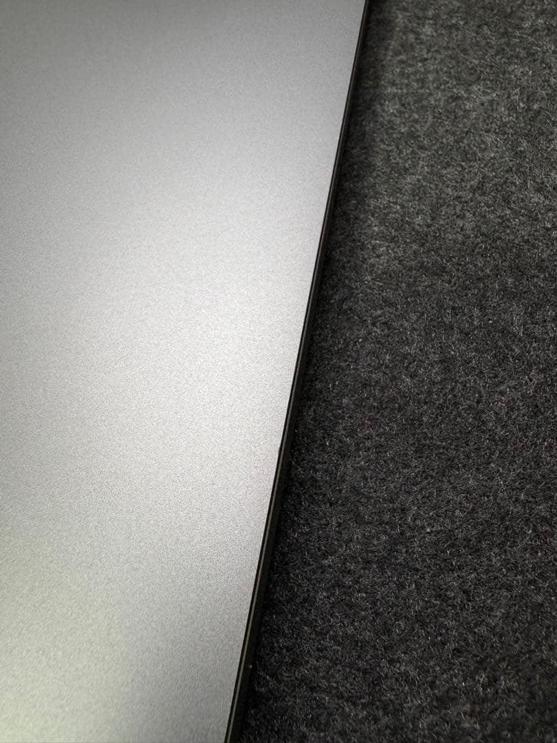 Apple MacBook Air M1 (2020) スペースグレイ