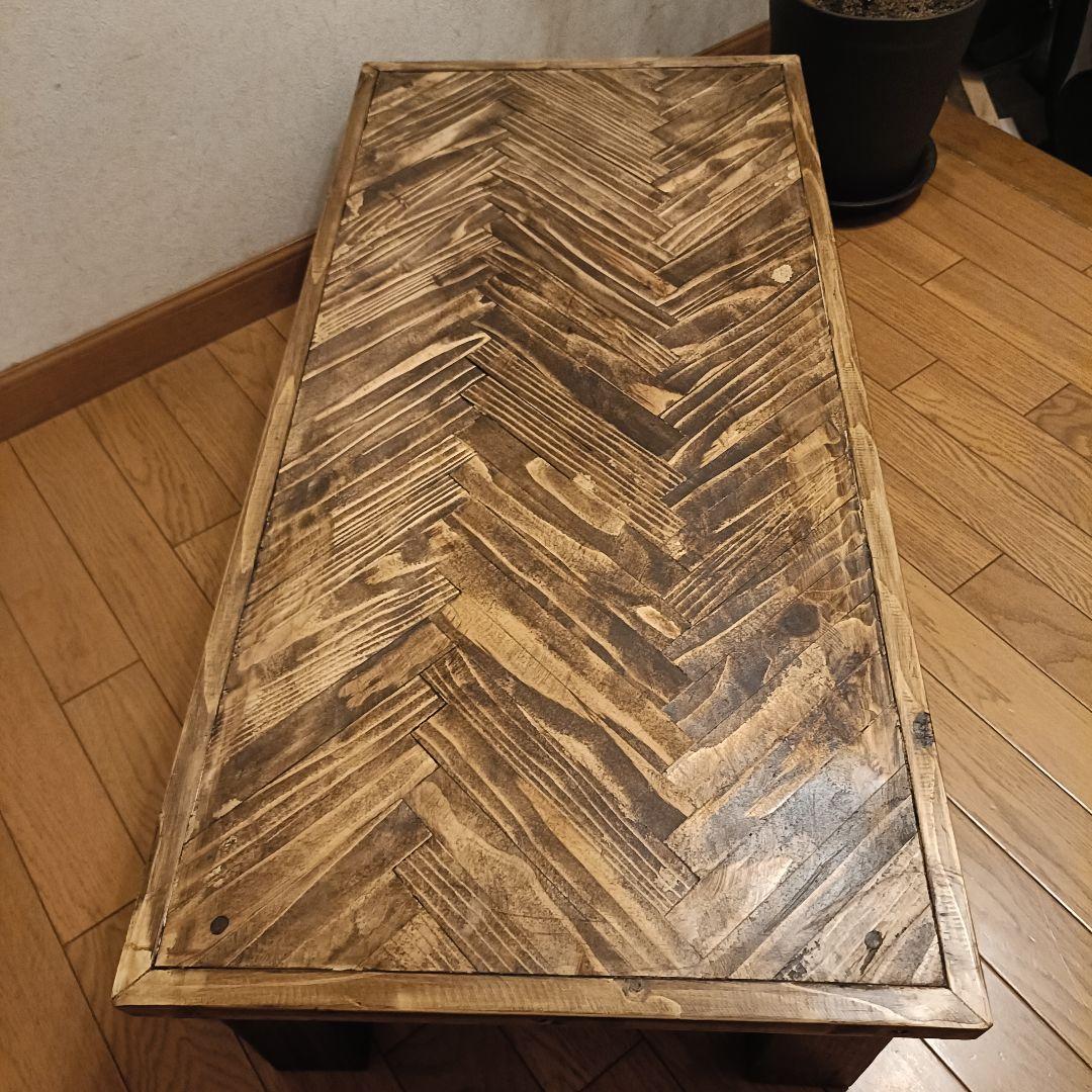✨古材を使ったオールド感たっぷりのヘリンボーン柄ローテーブル✨