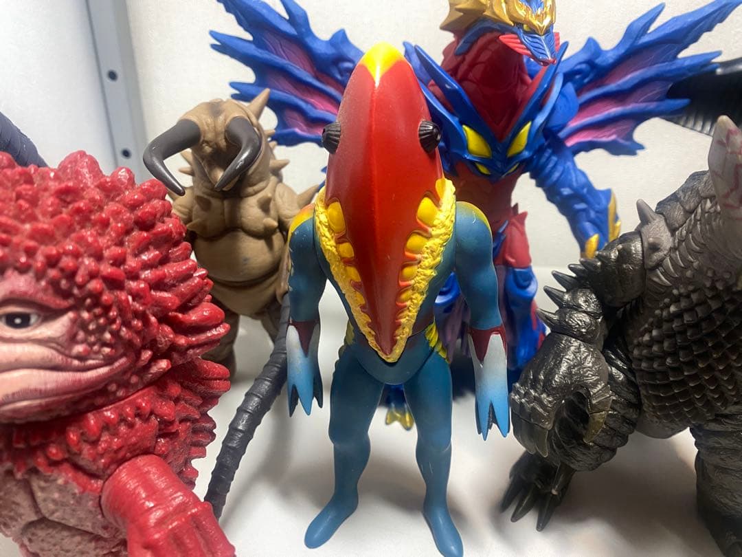 ソフビルーゴサイトグドンゴモラガルベロス　メトロン星人テレスドンピグモンゼットン