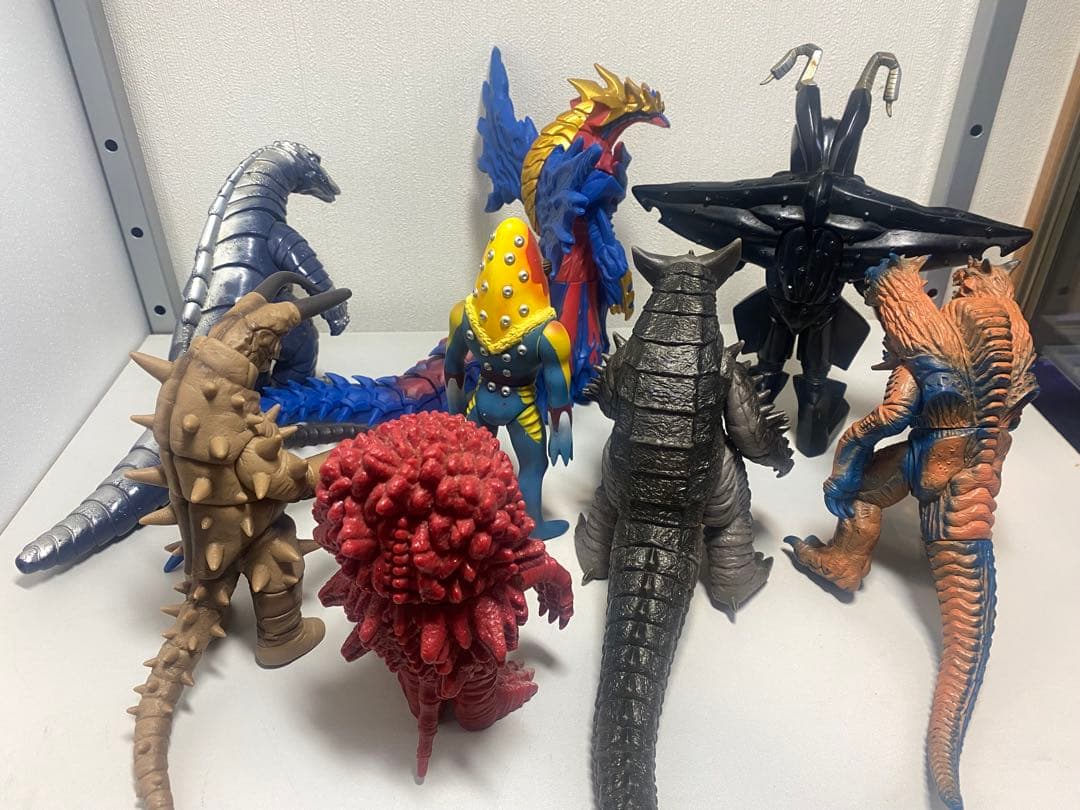 ソフビルーゴサイトグドンゴモラガルベロス　メトロン星人テレスドンピグモンゼットン