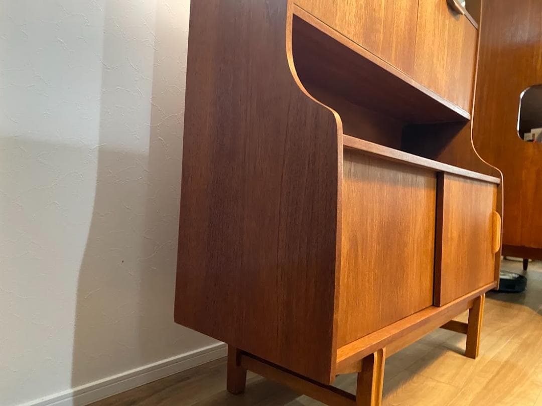 最終値下 ヴィンテージ 英国 キャビネット ハイボード サイドボード仕上済