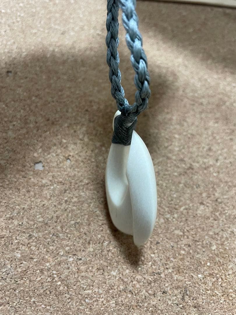 ボーンカービングネックレス(sw47)マッコウ