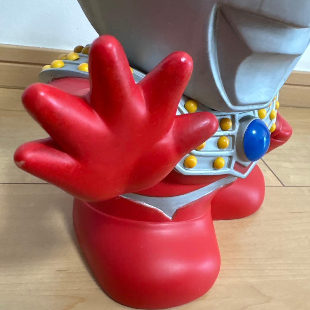 ウルトラマンタロウ フィギュア 貯金箱 約30cm