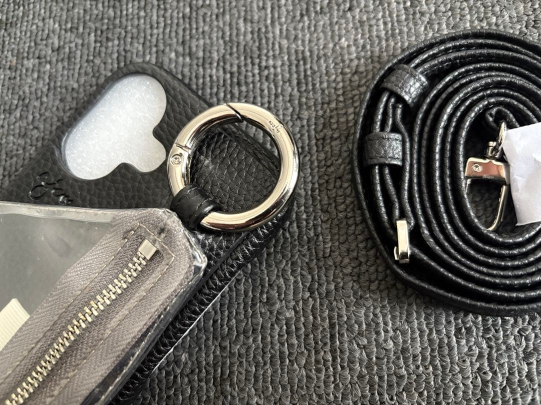 ajew エジュー iPhone16