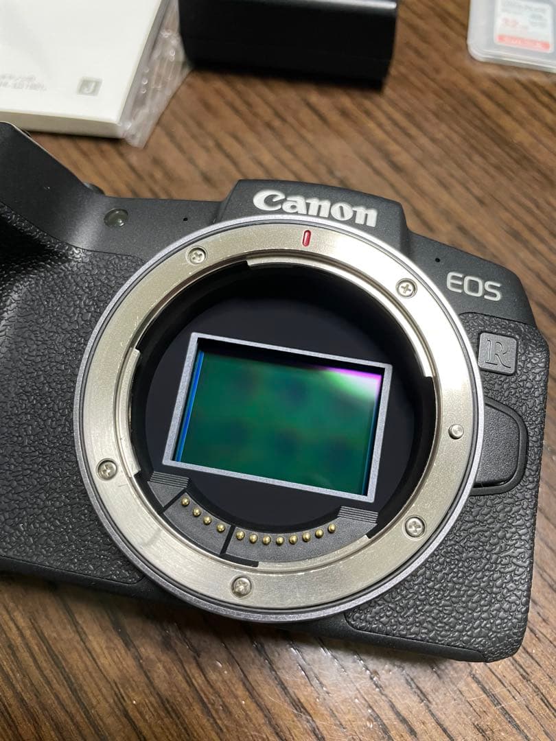 【美品】Canon EOS RP フルサイズミラーレス一眼カメラ 本体