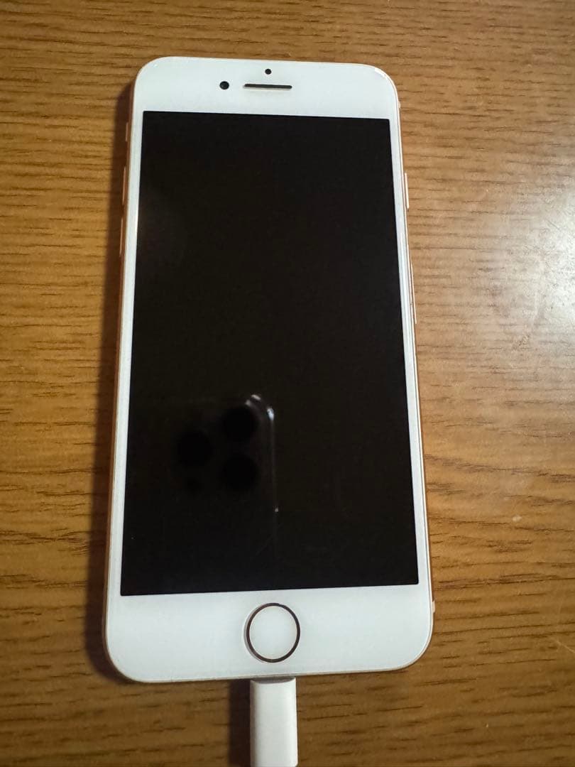 iPhone8 64G ピンクゴールド　バッテリー交換推奨