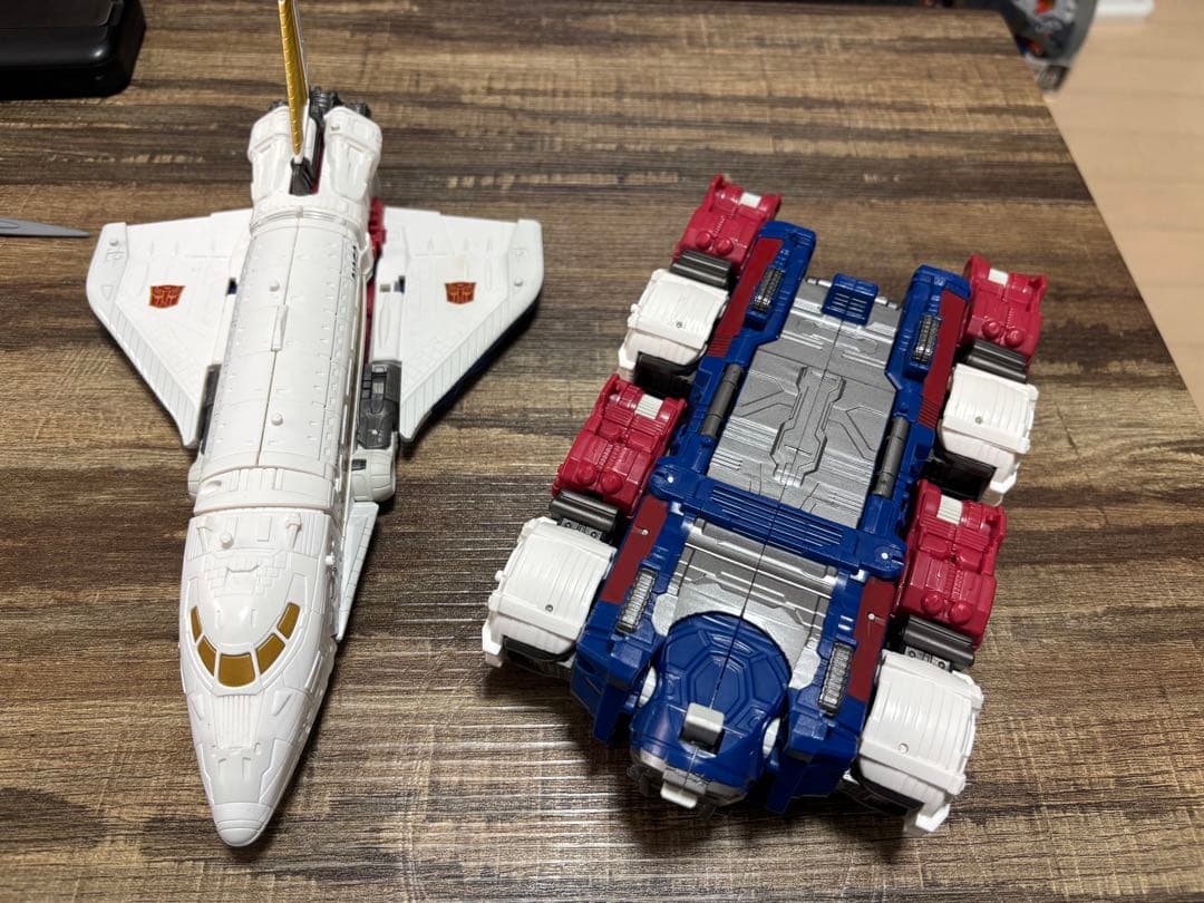 トランスフォーマーアースライズ スカイリンクス 箱無し欠品あり