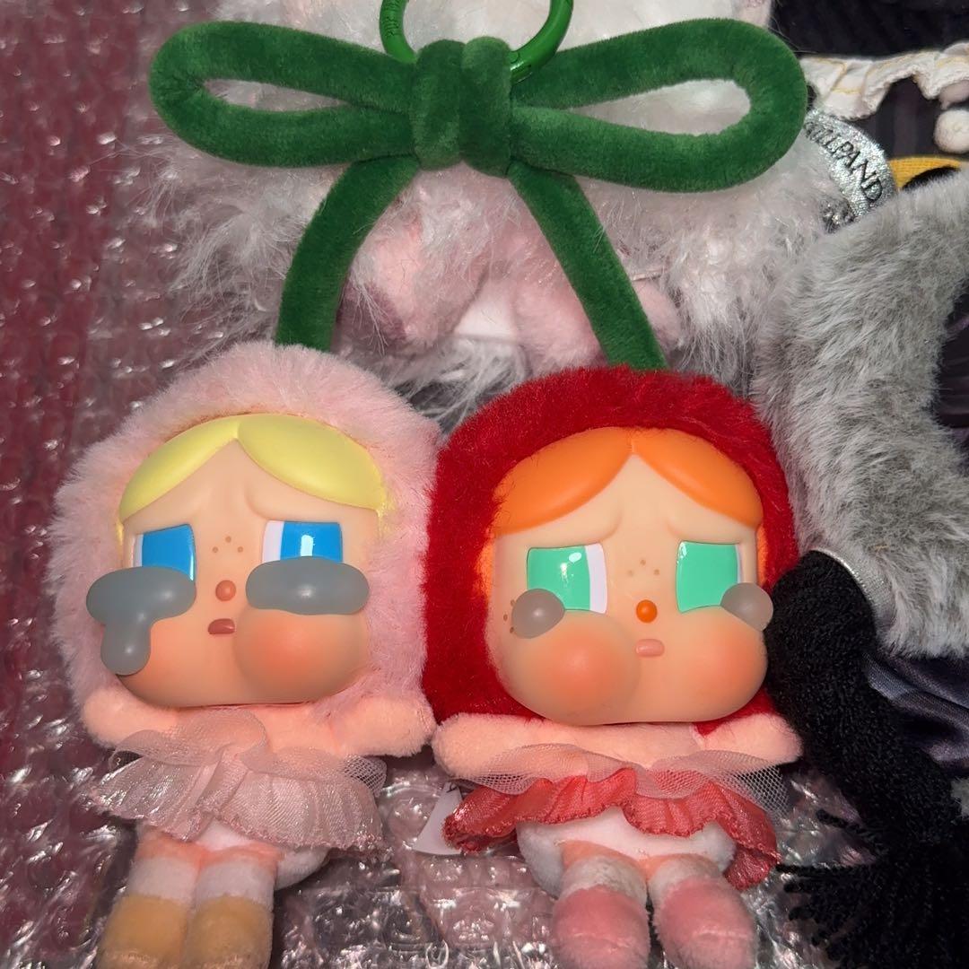 ポップマート スカルパンダ ウェンズデー Cry Baby さくらんぼ