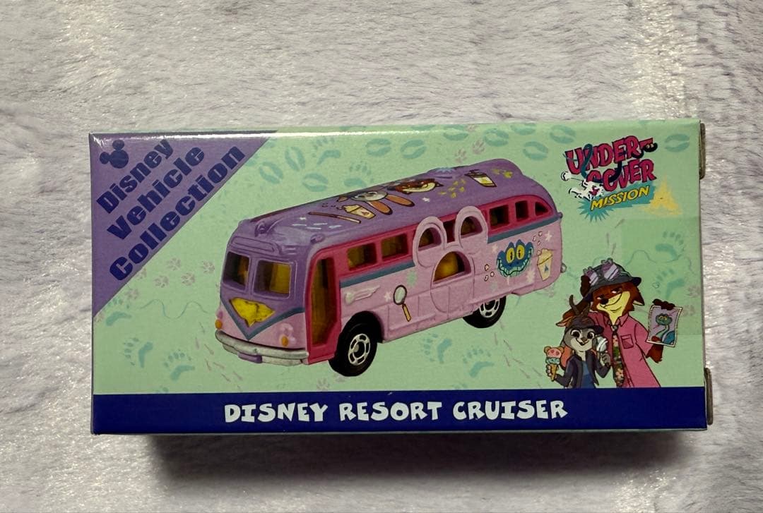 ディズニーシー　ハロウィントミカ2025 カラフルハピネス　トミカ　3点セット