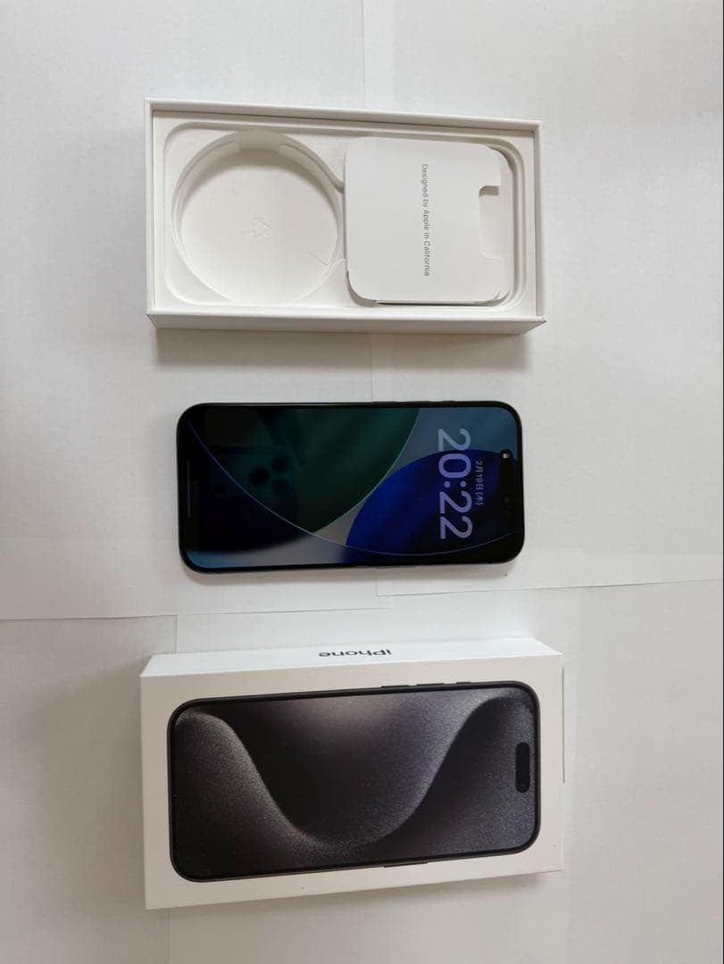 【美品】　Apple iPhone 15Pro ブラックチタニウム 256GB