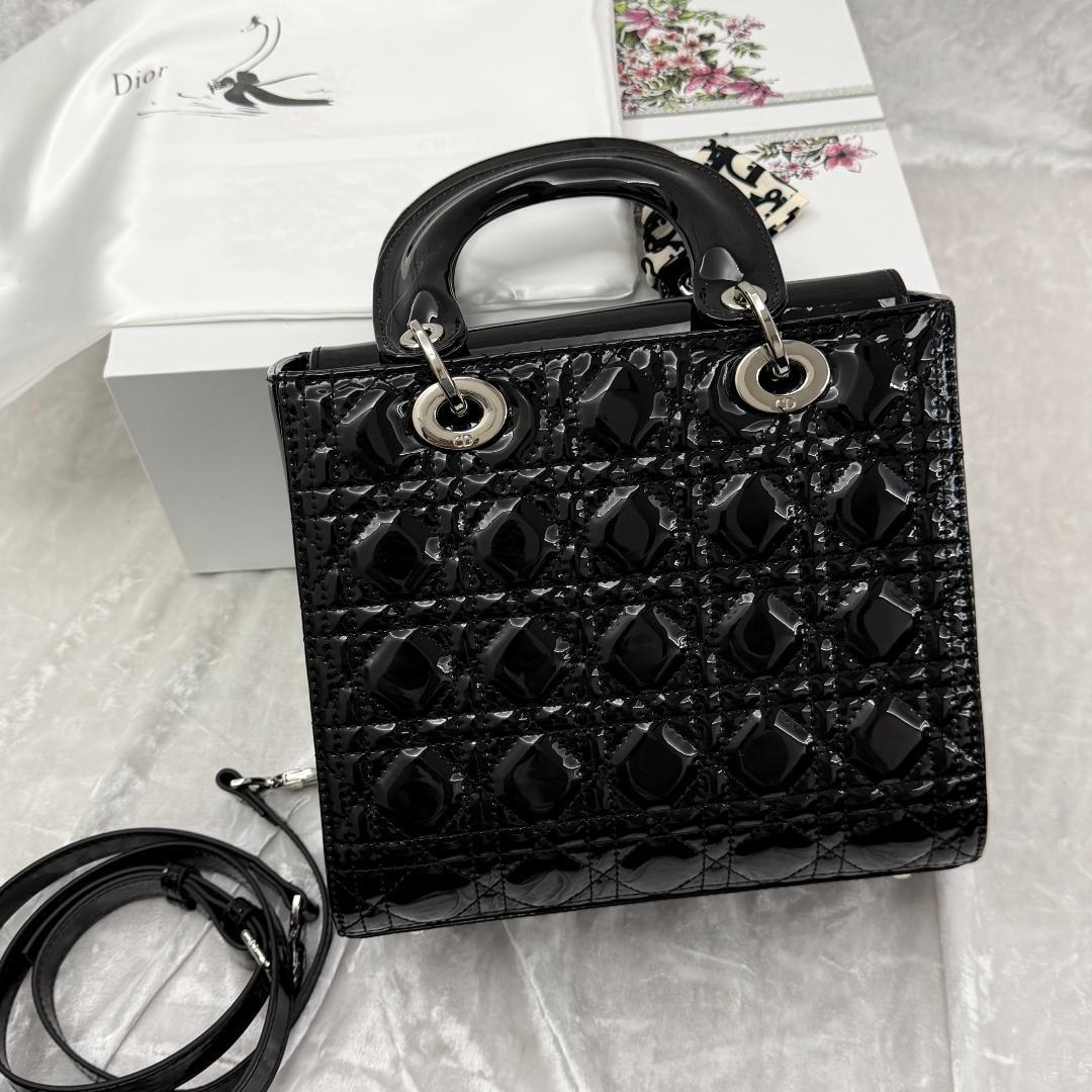 Dior ロゴチャーム ラムスキン ショルダー 24時間以内発送