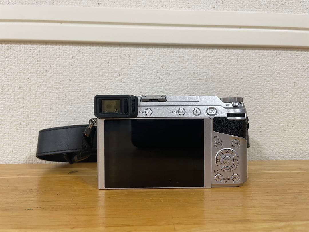 LUMIX DMC-GX7MK2K 標準レンズ＆単焦点レンズ付き