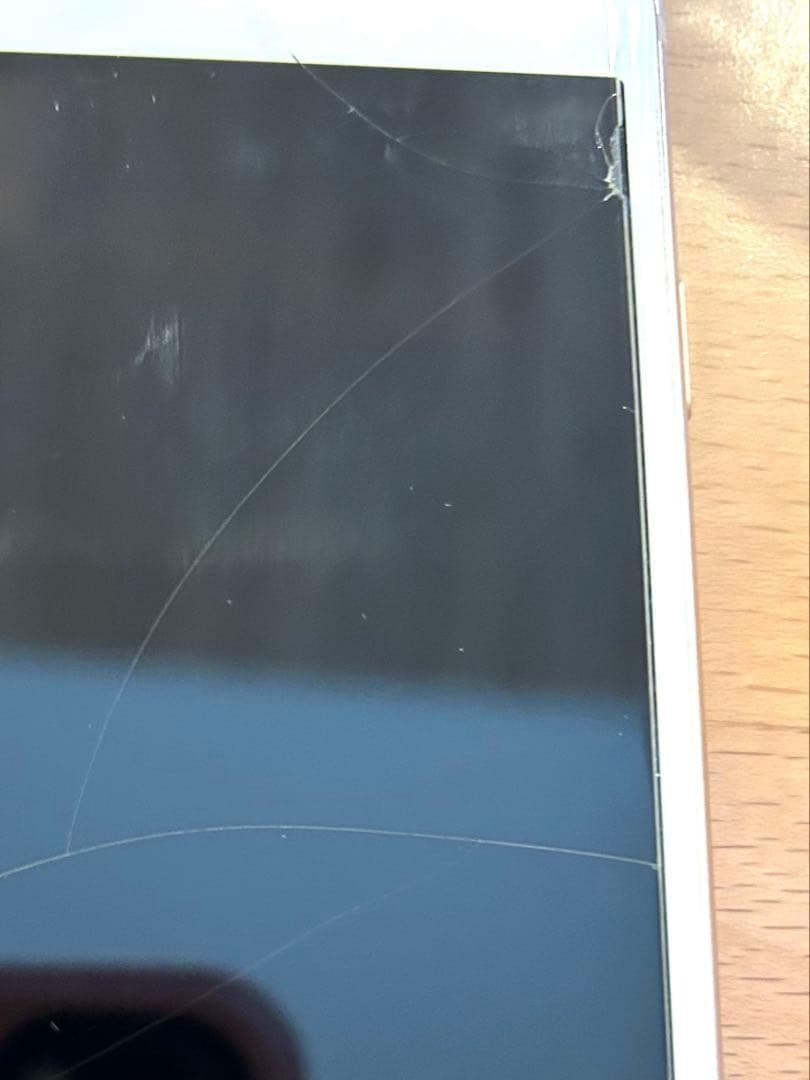 Apple iPhone 8 64GBゴールド 本体