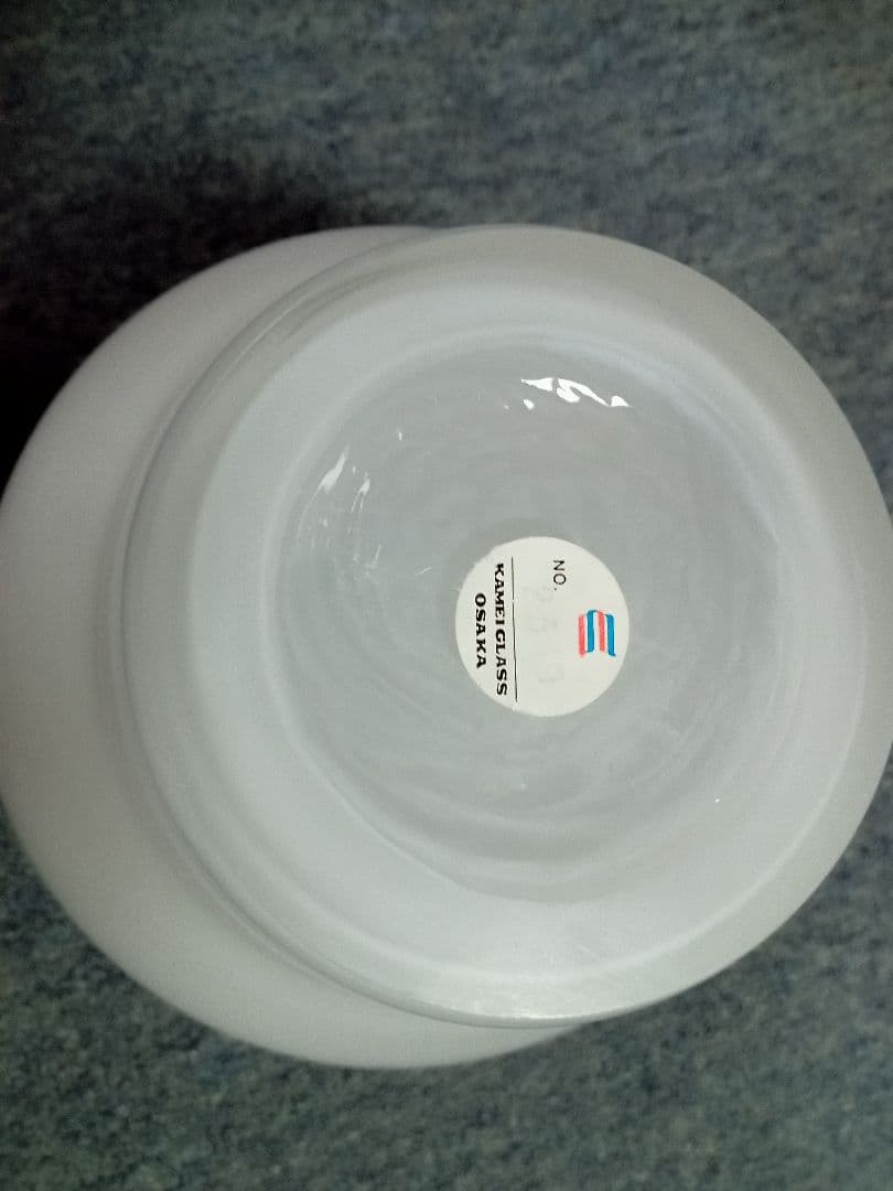 カメイガラス　フラワーベース　アンティーク