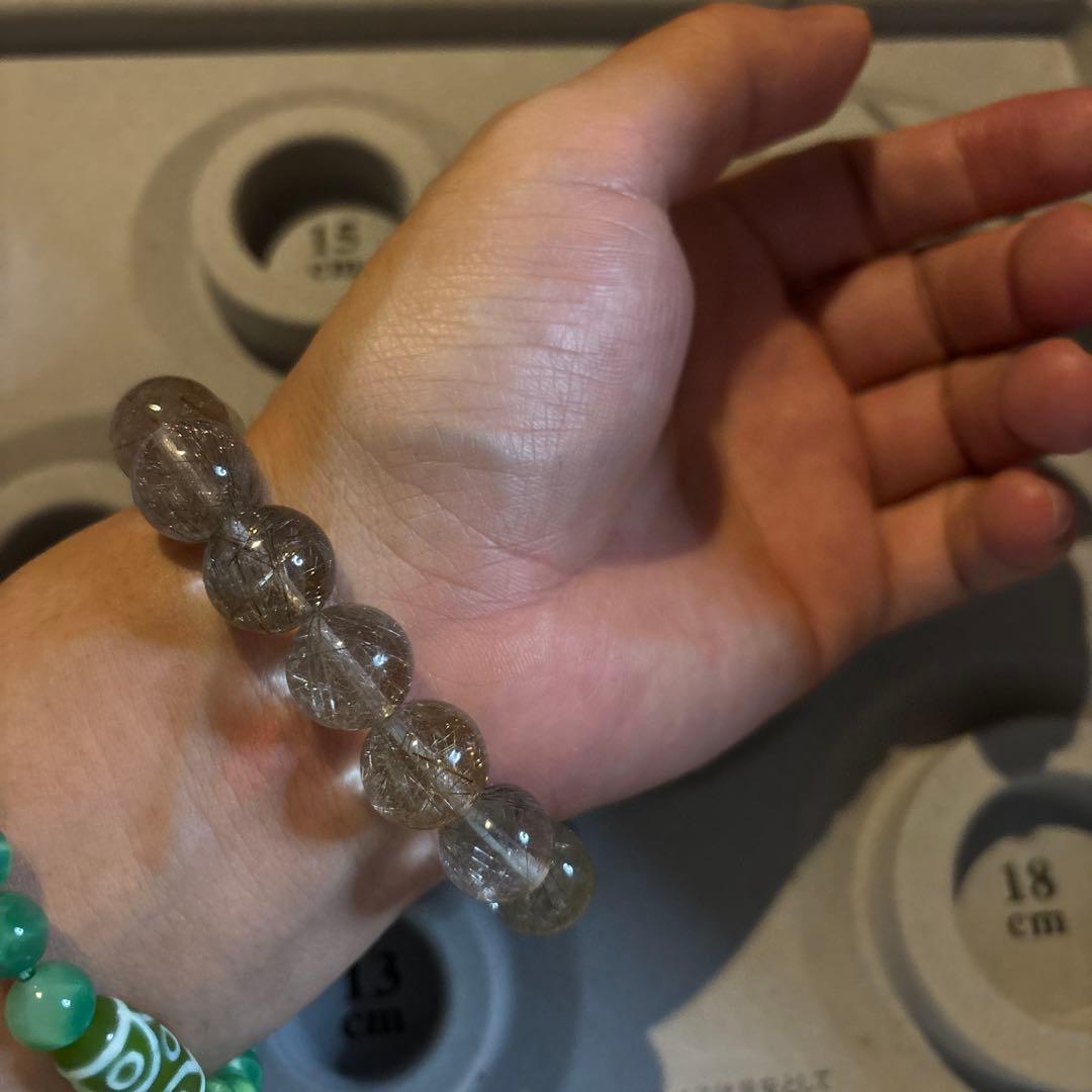 すっごいエネルギー！強烈な銀針ルチル！すっごい！