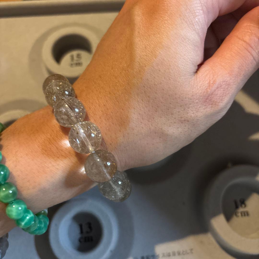 すっごいエネルギー！強烈な銀針ルチル！すっごい！