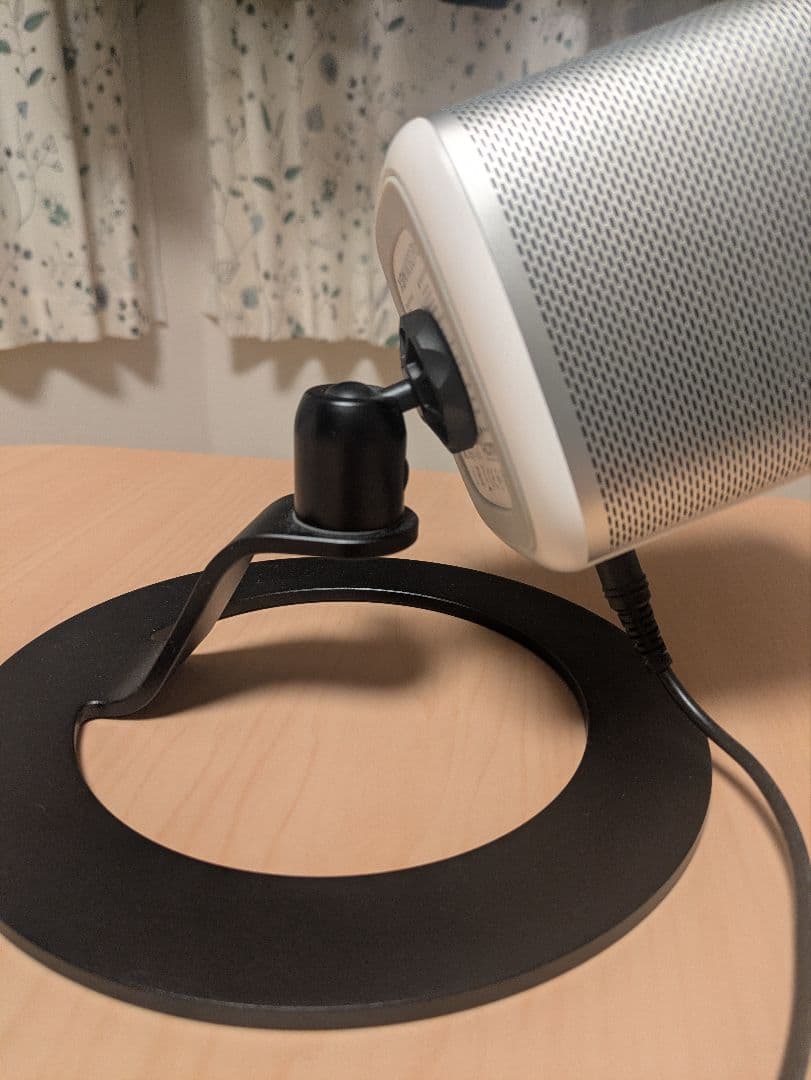 XGIMI MoGo Pro モバイルプロジェクター＆専用ケース＆台