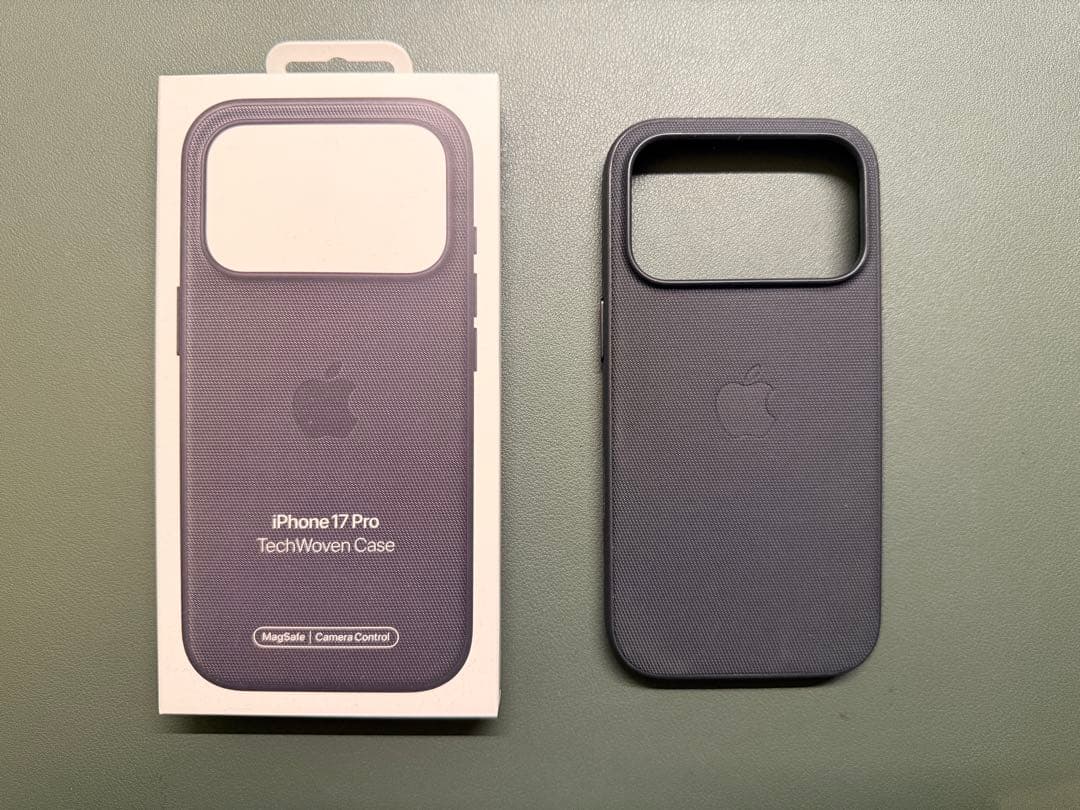 iPhone 17 Pro 純正テックウーブンケース ブラック