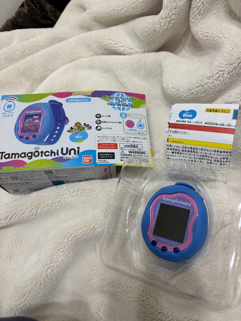 たまごっち　BANDAI Tamagotchi Uni Blue