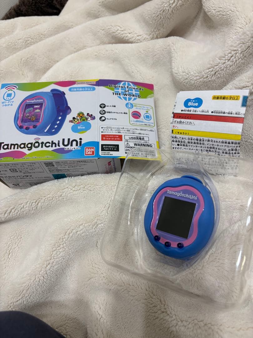 たまごっち　BANDAI Tamagotchi Uni Blue