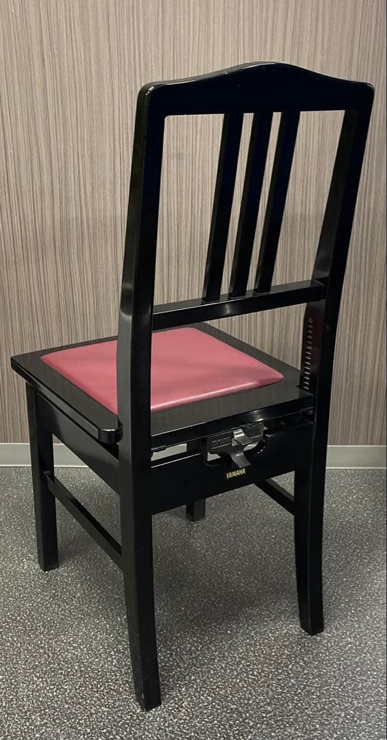 美品　YAMAHA No.5 (PI5)トムソン椅子　ヤマハ　ピアノ椅子