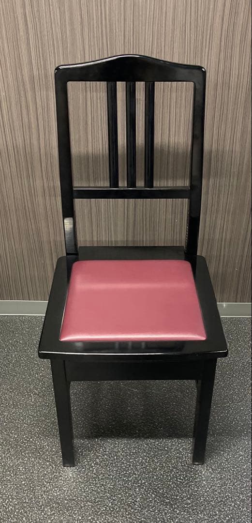 美品　YAMAHA No.5 (PI5)トムソン椅子　ヤマハ　ピアノ椅子