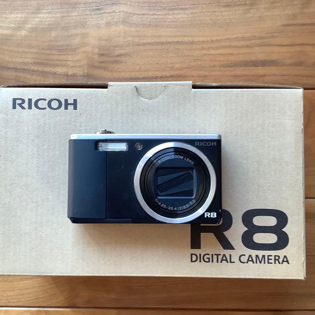 RICOH リコー R8 デジタルカメラ