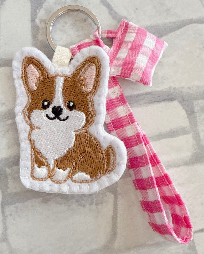 こじか様 リクエスト ハンドメイド　刺繍　キーホルダー　リュック型ポーチポーチ
