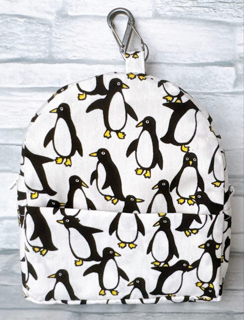 こじか様 リクエスト ハンドメイド　刺繍　キーホルダー　リュック型ポーチポーチ