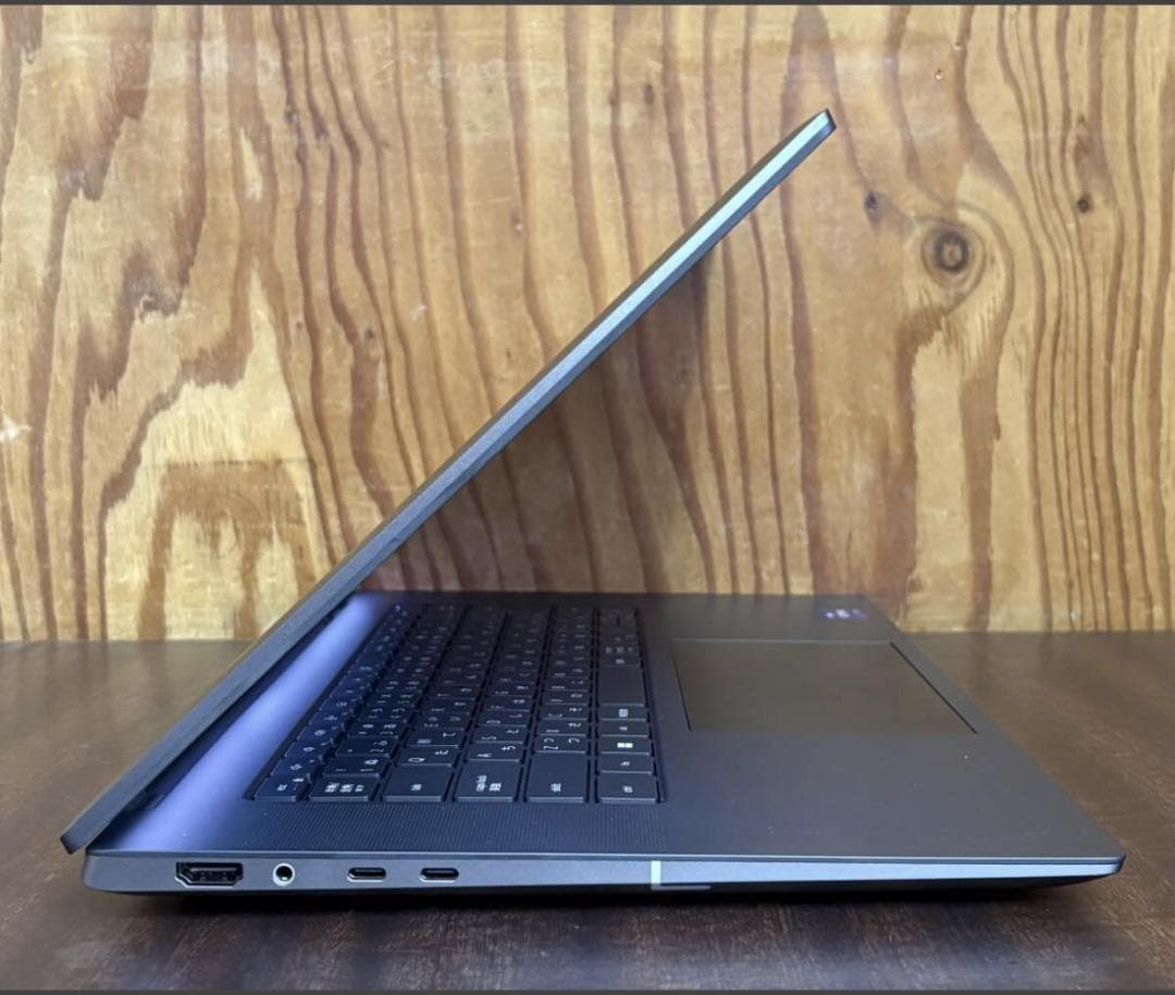 美品 放電20回 DELL Precision 5680