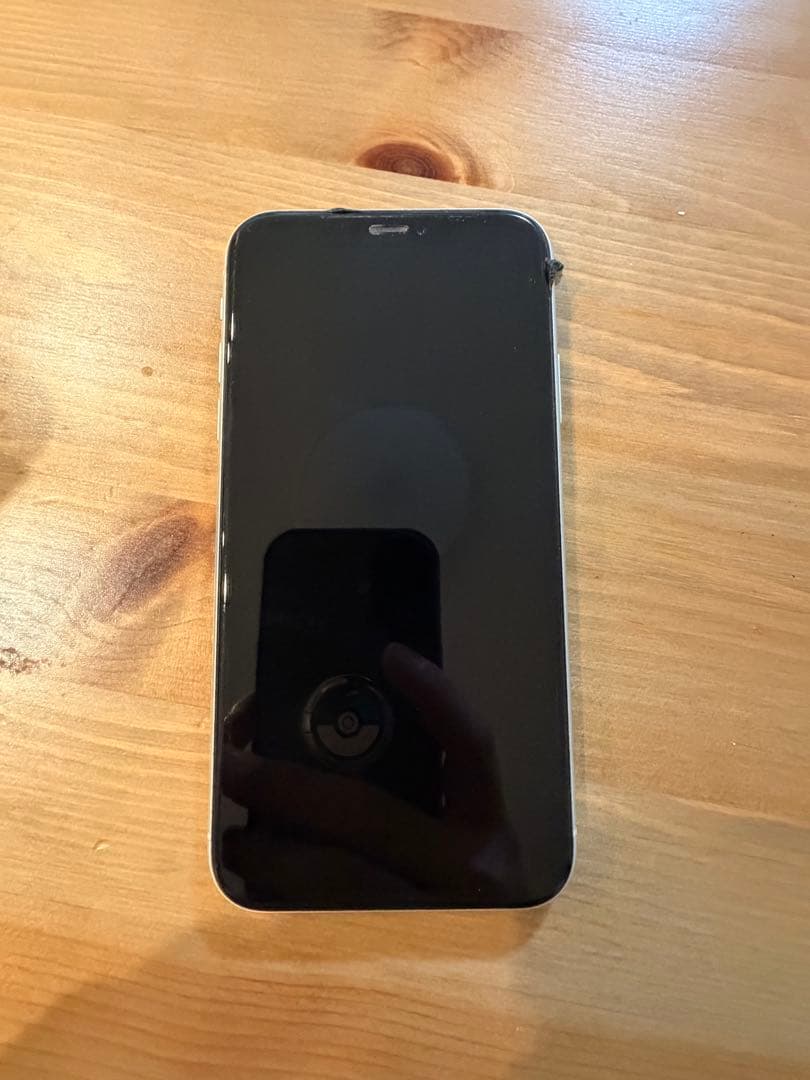 Apple iPhone XR ホワイト　ジャンク品