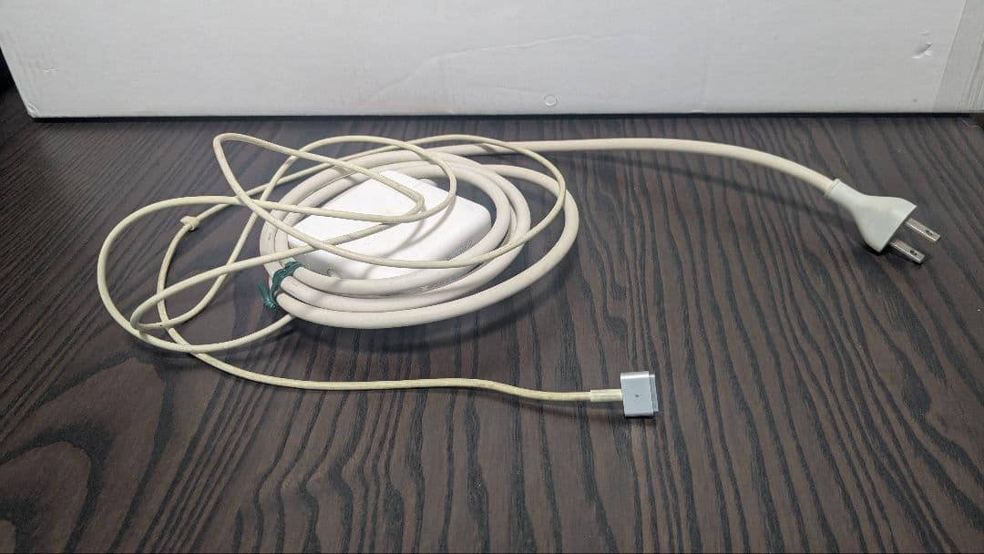 さ*1様 MacBook Pro Early 2015 A1502
