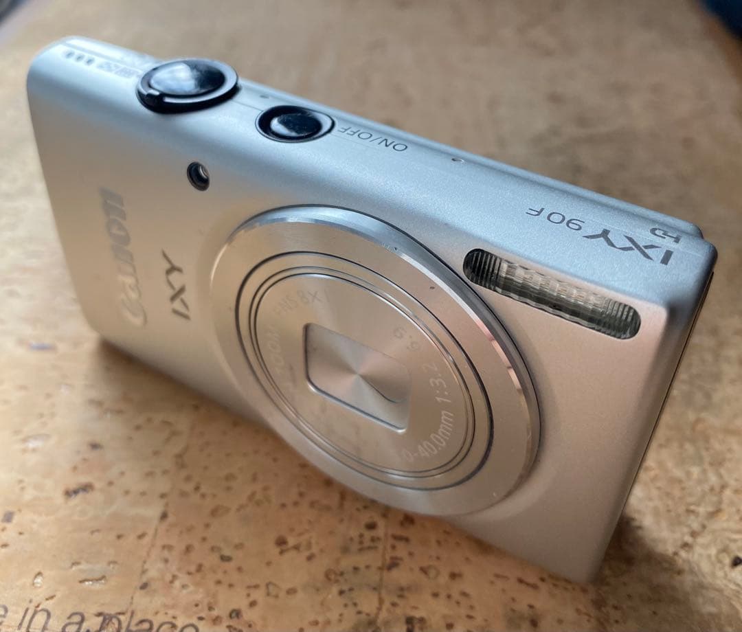 【ちゃむ】キヤノン IXY90F【純正バッテリー、充電器付き】