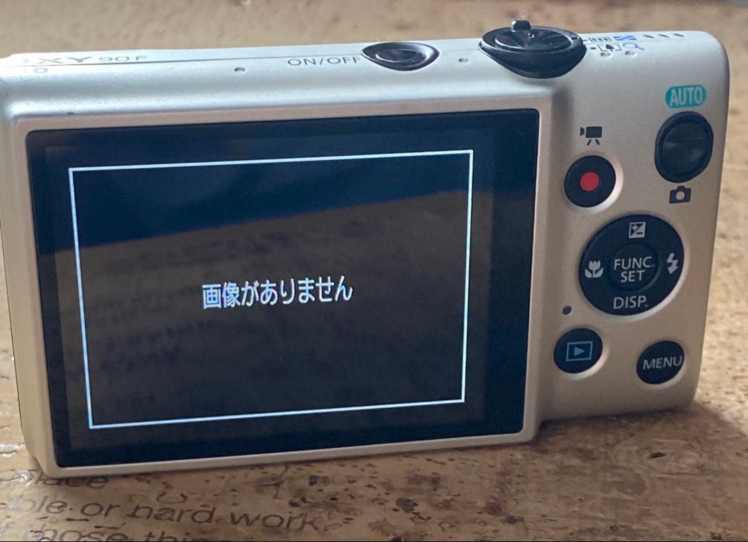 【ちゃむ】キヤノン IXY90F【純正バッテリー、充電器付き】