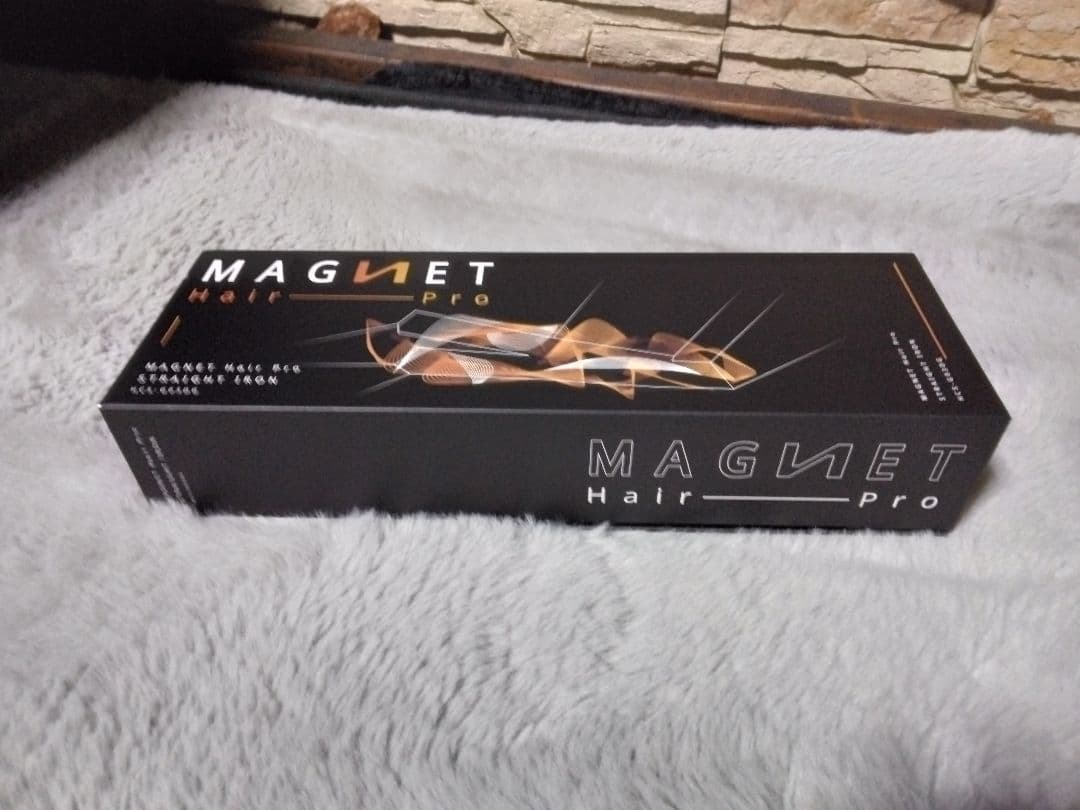 マグネット・ヘアプロ・ストレートヘアアイロン（新品未使用）
