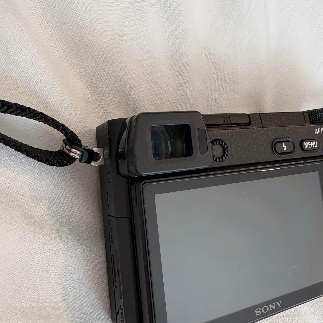 SONY ミラーレス一眼 α6300 パワーズームレンズキット ブラック 中古